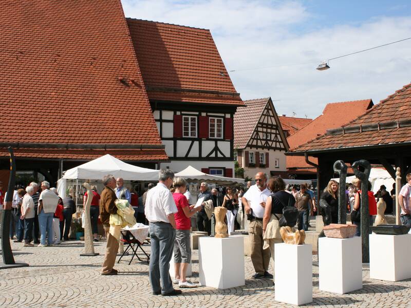 Schwäbischer Kunstmarkt in Metzingen auf dem Kelternplatz
